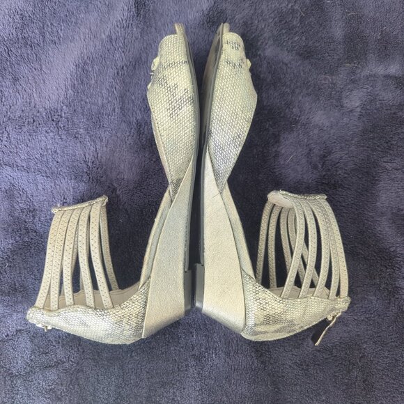 Sliver Pewter Sandals - Picture 5 of 7